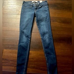 Hollister skinny jeans